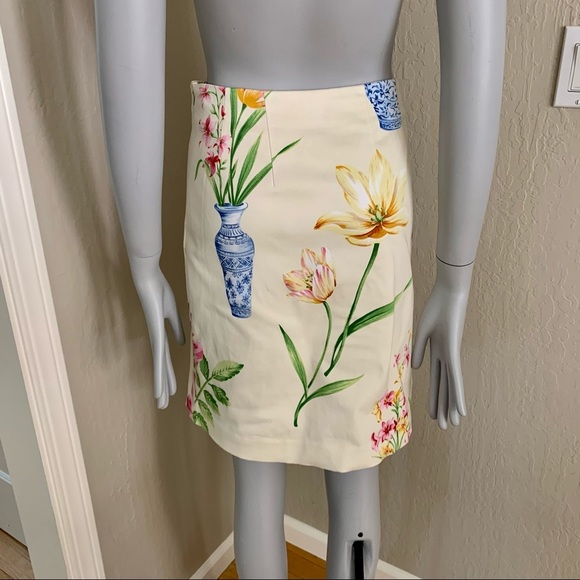 YUKA RESORT Floral Blue Vase Cotton Pencil Skirt - Picture 7 of 13